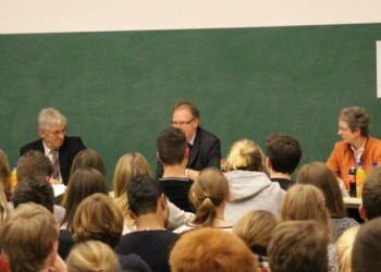 „Cannabis legalisieren?“ – Podiumsdiskussion der Fachschaft Jura