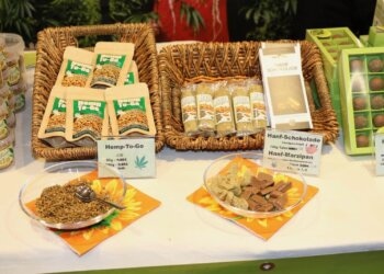 Hanfsamenprodukte-bald-auch-mit-Hanfsamen-geerntet-durch-H.E.M.P.