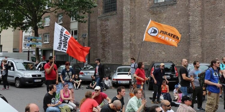 Die-INN-Piraten-haben-sich-von-der-Piratenpartei-abgespalten-die-mit-THC4all-nichts-zu-tun-hat