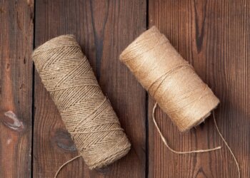 Rohstoff-Hanf-versus-Rohstoff-Holz