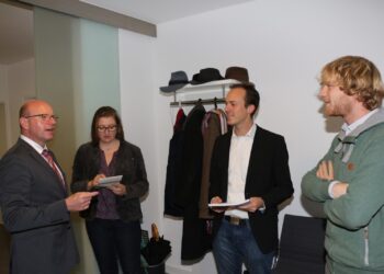 Hanffreunde-Muenster-Cannabis-dem-Buergermeister-nahe-bringen