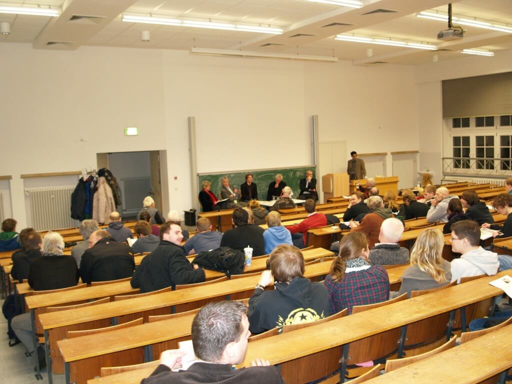 Auf einer anderen Podiumsdiskussion, nicht Weed like to talk