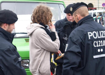 Ehrenamtliche-Drogenfahnder-suchen-auch-dich