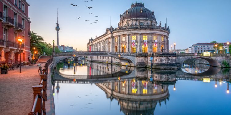 Das-Cannabiskontrollgesetz