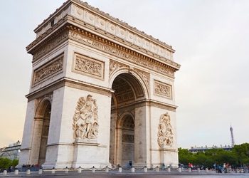 Geplante Lockerung des rechtlichen Status von Cannabis in Frankreich