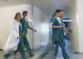 Jeder zweite Arzt befürwortet die Legalisierung von Cannabis