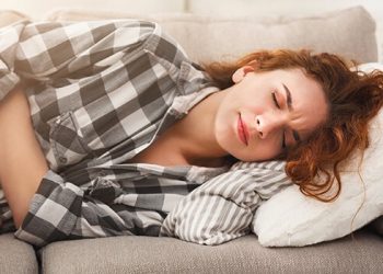 Regelschmerzen: CBD schafft Abhilfe