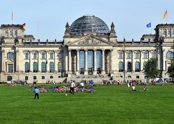 Gesundheitsausschuss: Debatte um eine mögliche Cannabis-Legalisierung