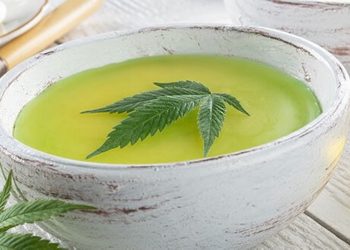 Heilmittel aus Pflanzenresten der Hanfpflanze