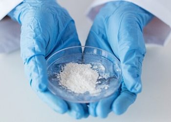 Die aufwendige Herstellung kristalliner Isolate aus Cannabis