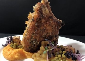 Iberico Knusper Kotelett – mit Hanfsamen und Hanfprotein