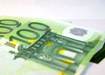 Frankreich: Drogendelikte sollen künftig mit einer Geldstrafe von 200 € bestraft werden