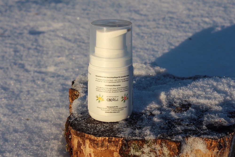 CBD-Hydracalm-–-Jungbrunnen-für-die-Haut-1