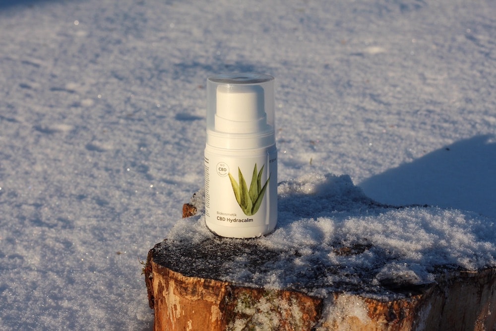 CBD-Hydracalm-–-Jungbrunnen-für-die-Haut-2