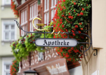 Neue-Cannabissorten-von-Aphria-und-AMC-in-den-Apotheken