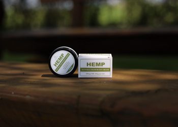 Hautschutz-und-Frische-Endoca-Hemp-Natural-Deodorant-Cream-1