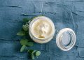DIY Bienenwachsbalsam mit CBD Isolat