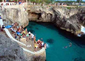 Urlaubsreif? Legaler Cannabis Tourismus in der Karibik