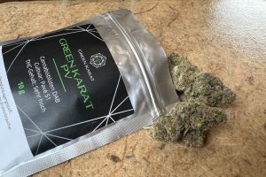 Tıbbi Cannabis Türü İncelemesi: Green Karat PV (Pavé S1) Cantourage'dan