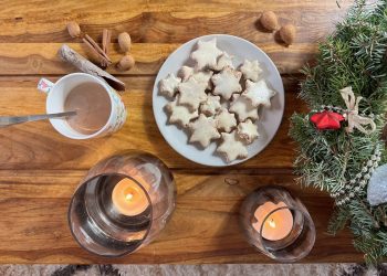 Zimtsterne mit proteinreichen Hanfnüssen