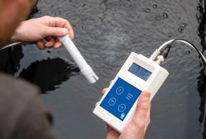 Ein grüner Daumen als Kombimessgerät - Der Bluelab Combo Meter
