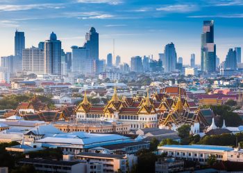 Thailand: Proteste und Gerichtsverfahren wegen Rekriminalisierung