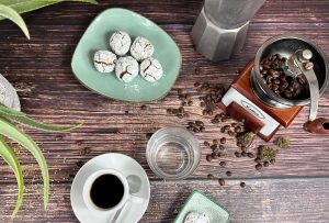 Amaretti Morbidi mit Hanfnüssen