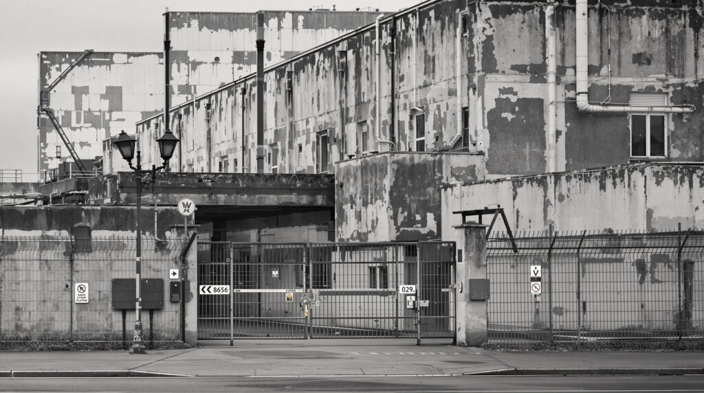 Industriegebäude eines ehemaligen Stasi-Areals in Berlin-Weißensee