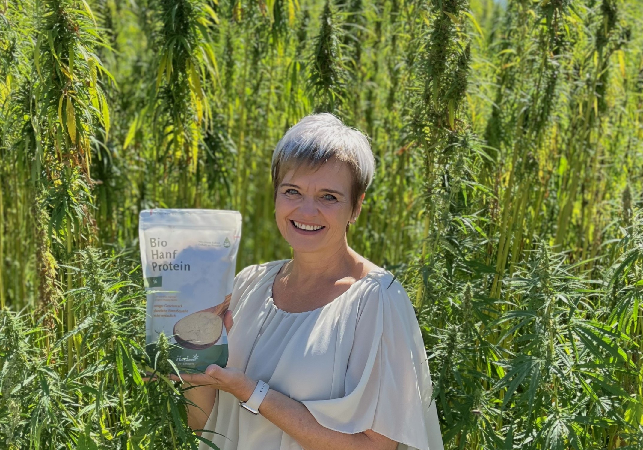 Gerda-Steinfellner-von-Hanfland-20-Jahre-Speisehanf-Omega-3-und-warum-Hanf-auf-den-Teller-geh-rt