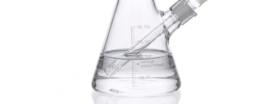 Bong mit Skala und Markierung für den idealen Wasserstand