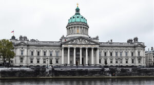 Irland: High Court prüft, ob Nutzhanf ein Betäubungsmittel bleiben darf