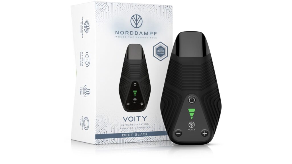 NORDDAMPF VOITY Vaporizer vor hellem Hintergrund
